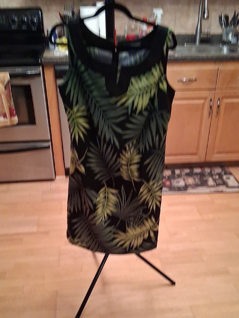 Jessica Howard Black Midi Dress with Green Leaf Print Pattern